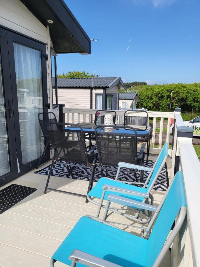 Luxury Woodland Retreat Holiday Home - Shorefield Country Park Downton  Exterior foto